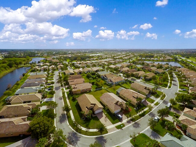 Photo - 9563 SW Flowermound Cir