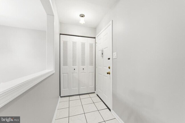 Photo - 7 Thomas McKean Bldg Apartment