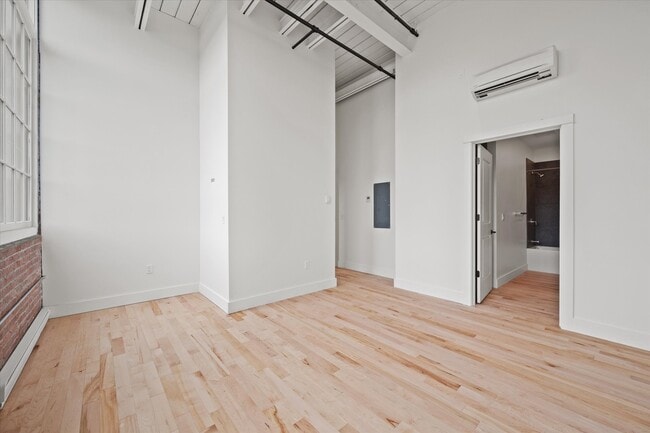 Photo - The Spinning Mill