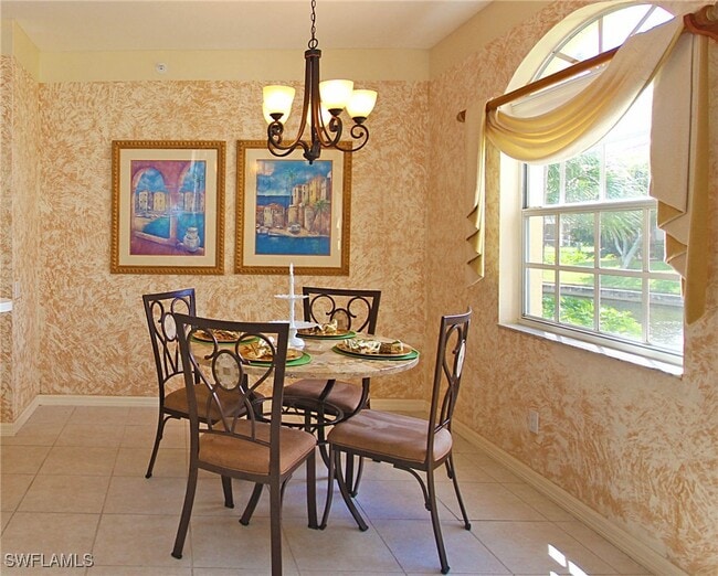 Photo - 500 L'Ambiance Cir Unit 5-104