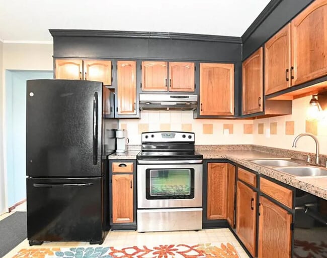 Photo - 5655 Cornell St SW