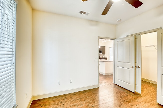 Photo - Amelia Apartments