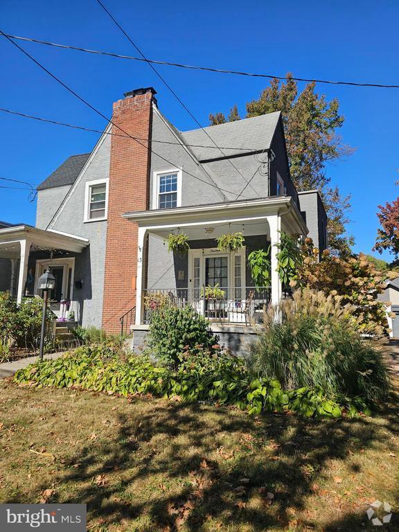 Building Photo - 13 Stokes Ave Rental