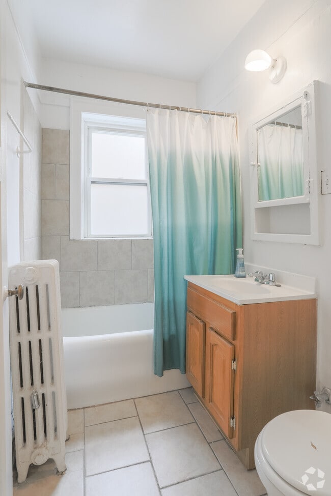 Estudio, 1BA - Baño - 722 Clark St