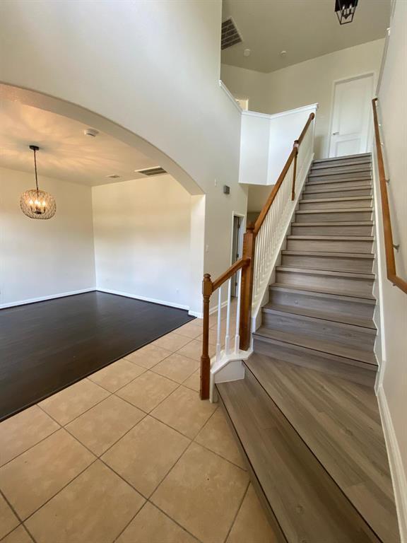 Photo - 3806 Juniper Hills St