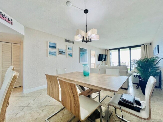 Photo - 4250 N Hwy A1A Unit 302