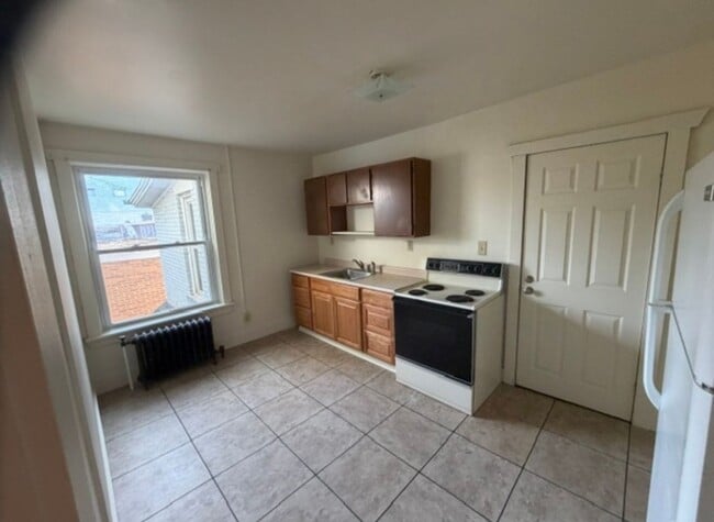 Photo - 210 N Liberty St Unit #3