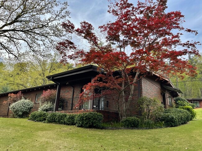 Atlantan Apartments - Atlantan Apartments
