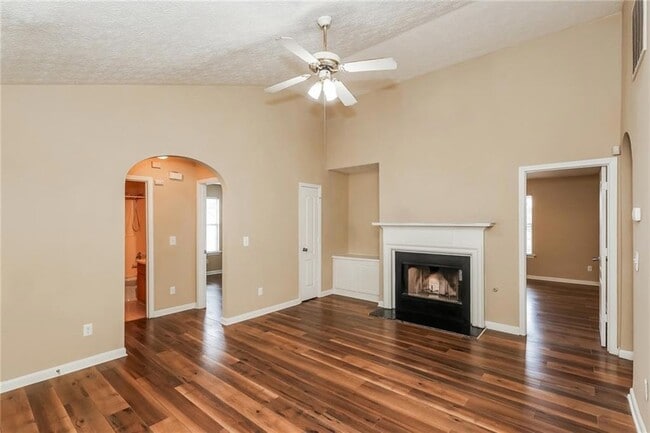 Photo - 134 Misty Ridge Trail