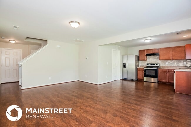 Photo - 900 Cassidy Dr