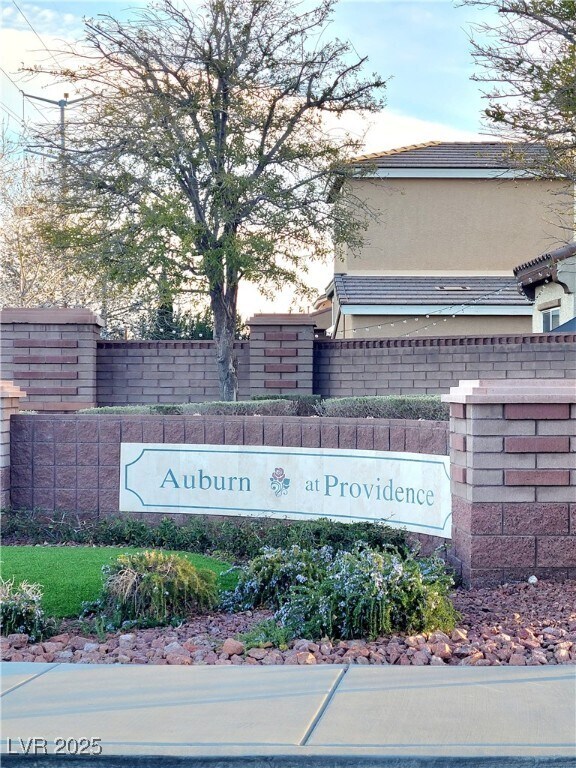 Photo - 6628 Chinatown St