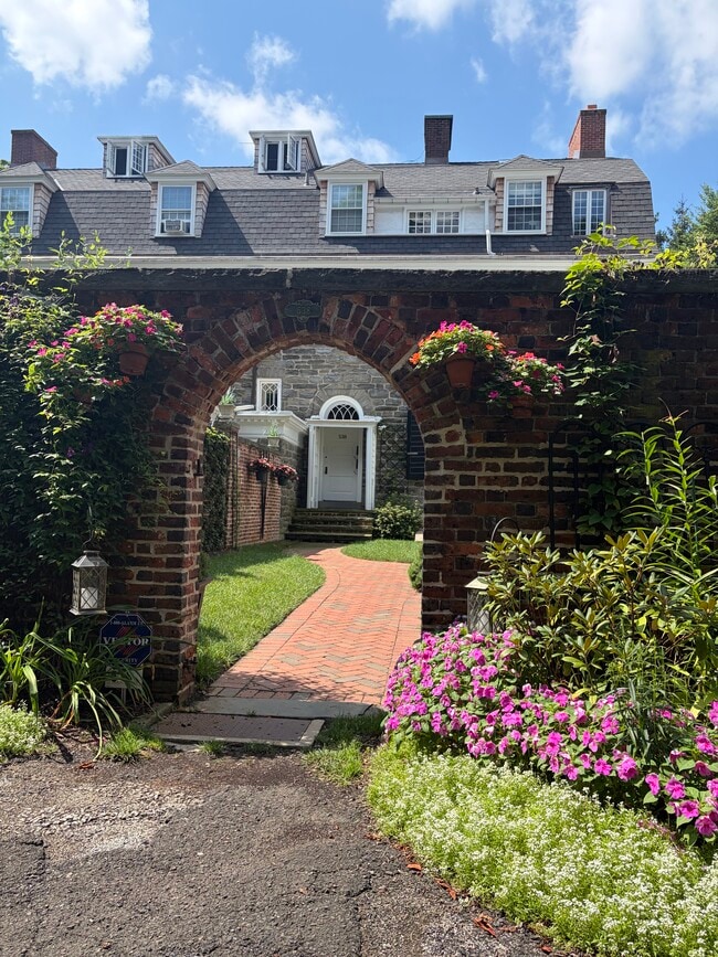 Private entrance from back of house - 7709 Cherokee St Unit 7709 Cherokee Street