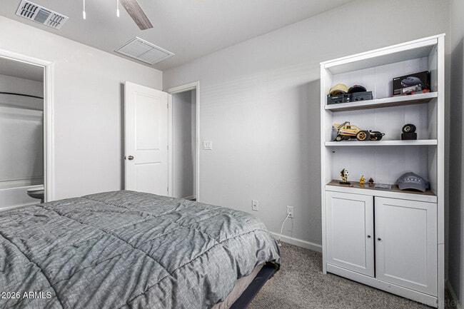 Photo - 118 W Dewey Ave