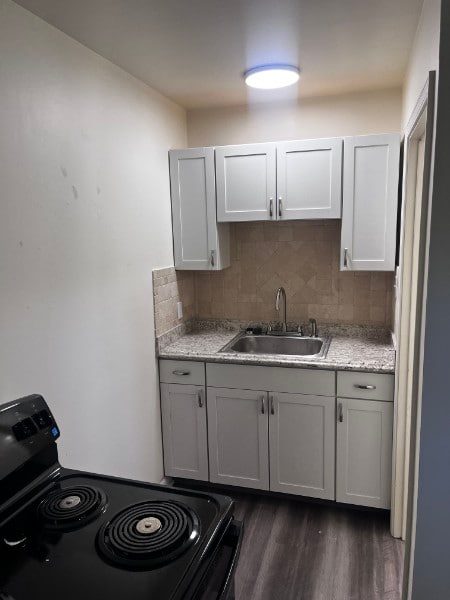 Photo - 2209 -2215 Highland Street