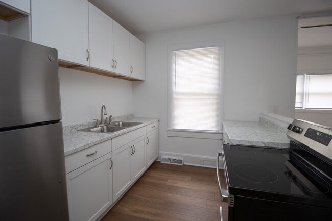 Photo - 1213 Suber St