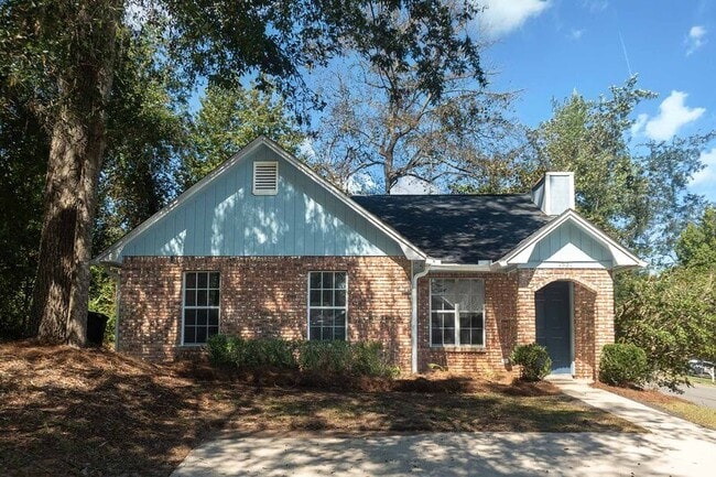 Building Photo - 1521 Cinnamon Bear Cir Rental