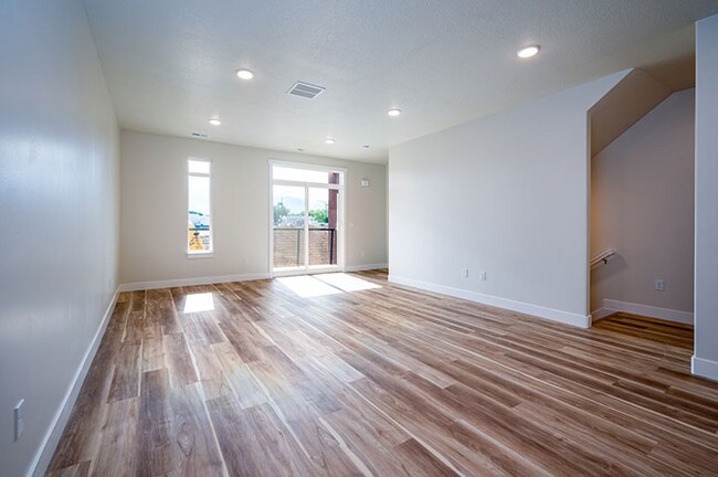 Photo - 647 S 450 E Unit 135