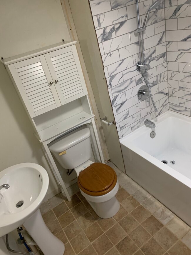 Photo - 953 Dryden Rd Unit 2