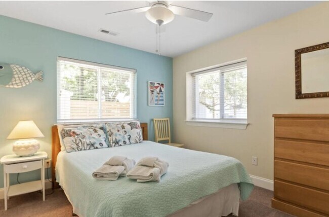 Photo - LOWER EFFICIENCY AVAILABLE IN KURE BEACH Unidad 2B