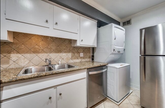 Photo - 5214 Fleetwood Oaks Ave Unit #205