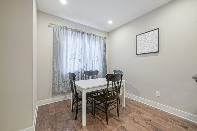 Photo - 1220 N 28th St Unit A