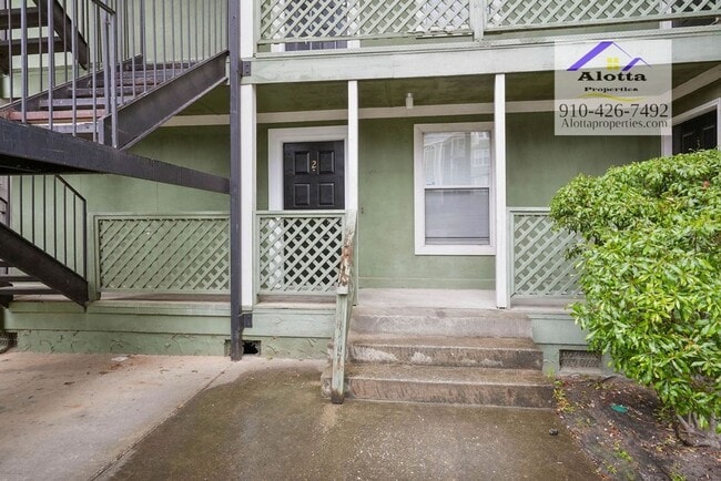 Photo - 6804 Willowbrook Dr