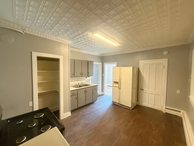 39 Harmony St Unidad Fl 1