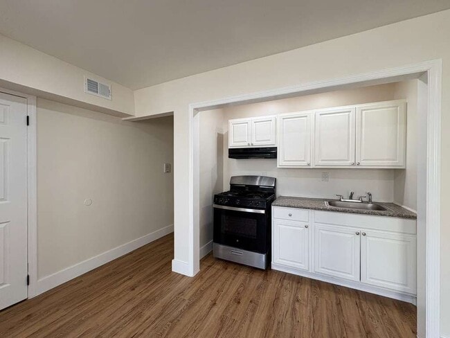 Photo - 21 Willoughby St Unidad B6