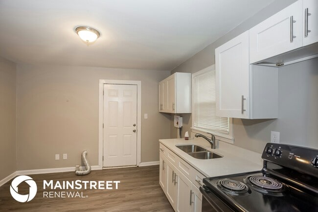 Photo - 506 Sinclair St