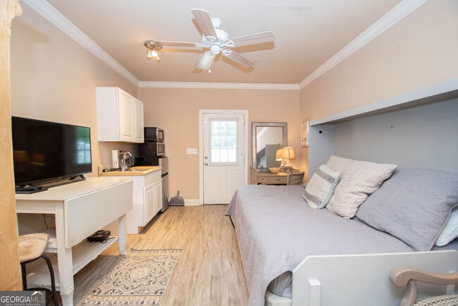Photo - 201 Robinson Rd Unit D
