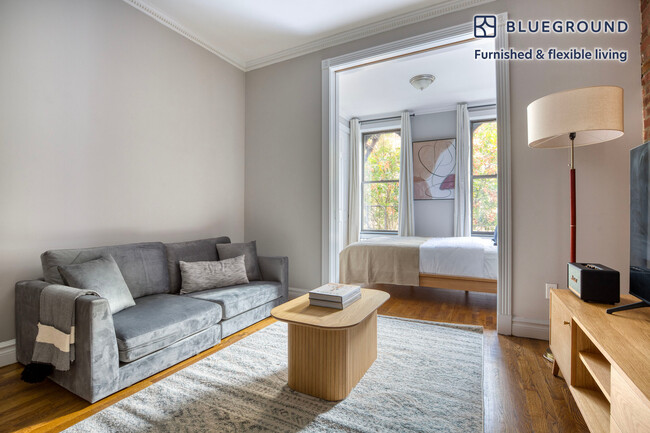 Building Photo - 250 Mott St Rental
