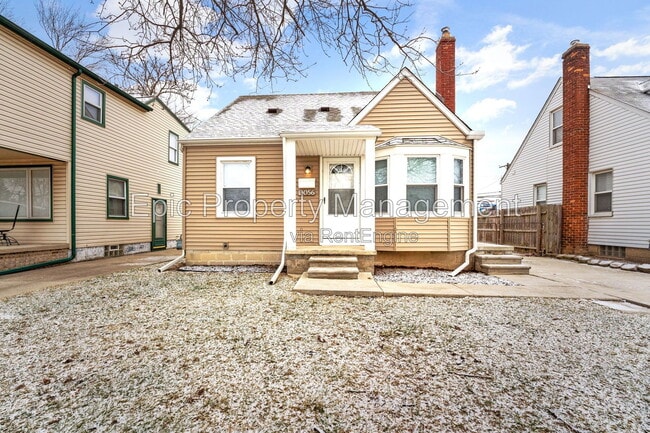 Building Photo - 13056 Pullman St