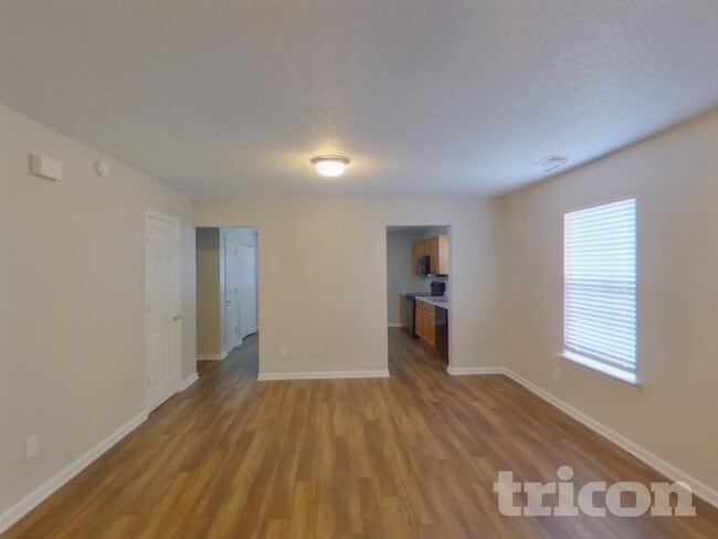 Photo - 381 Valley Heights Ln