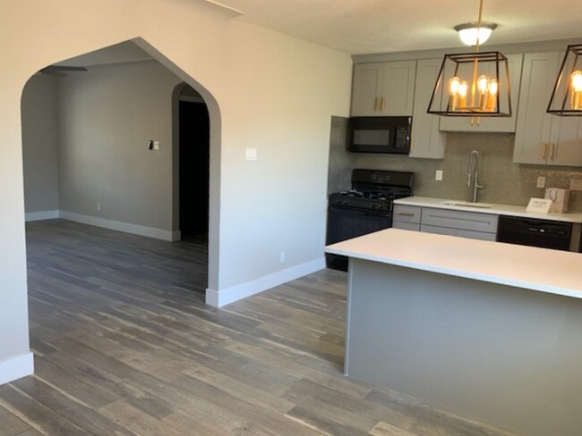 Photo - 6475 Nottingham Ave Unidad 2E