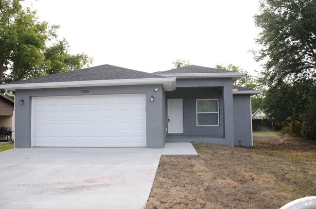 Building Photo - Brand New 3BR, 2BA Construction Rental