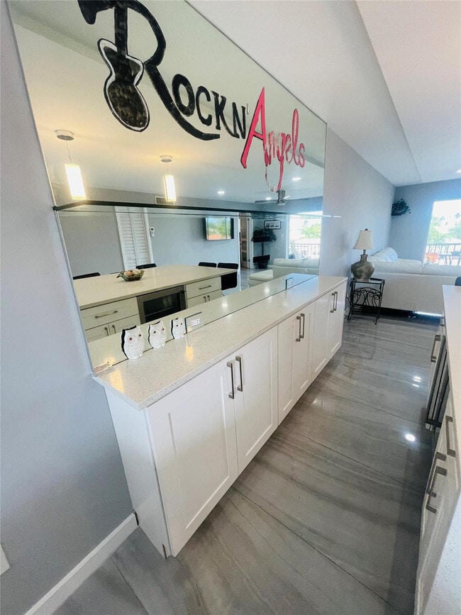 Photo - 777 Jeffery St Unit 302