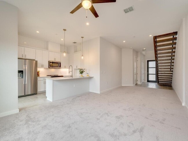 Photo - 12001 Vista Parke Dr Unidad 703