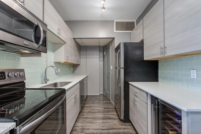 Photo - 805 N 4th Ave Unit 501