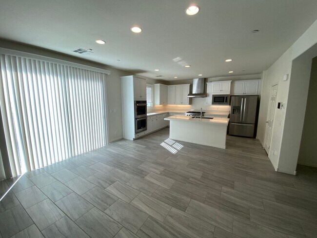 Photo - Beautiful 4 bed/3 home located in Henderson.