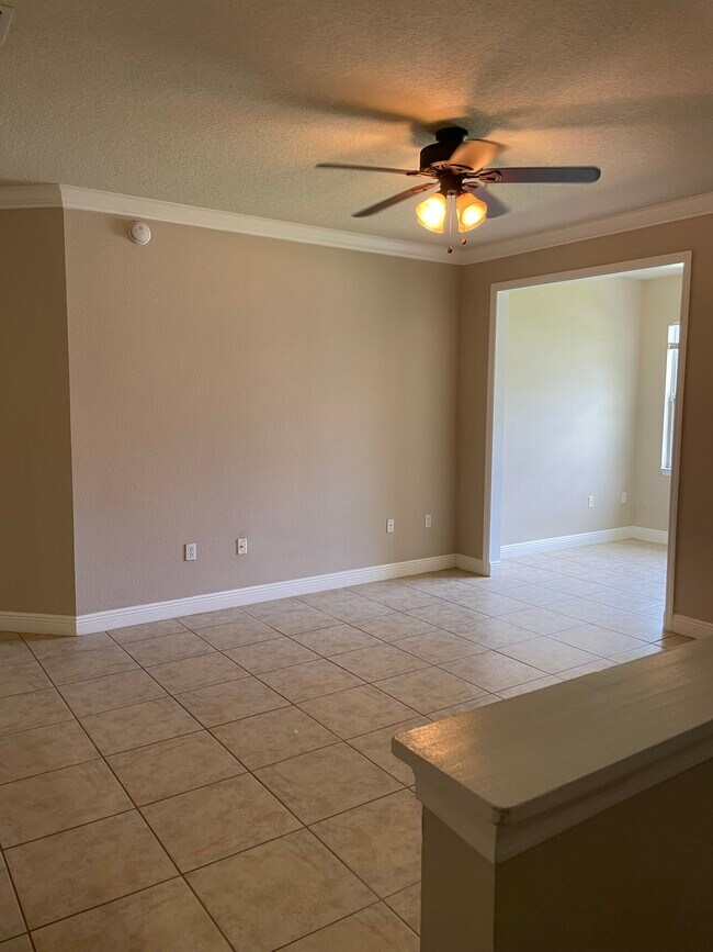 Photo - 303 Southern Pecan Cir Unit 207