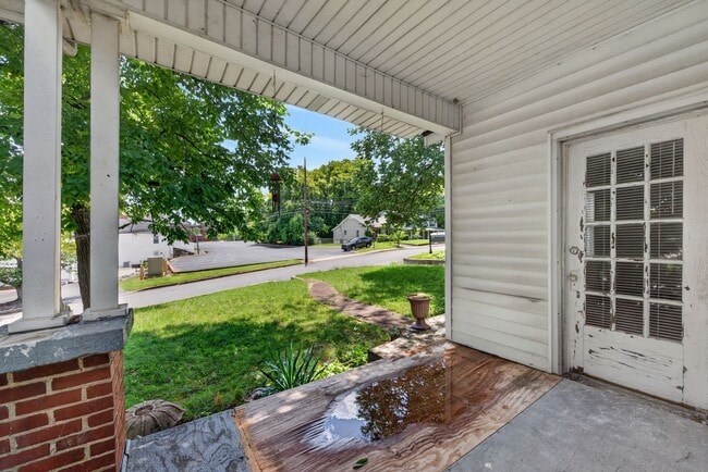 Photo - 251 Forbes Ave