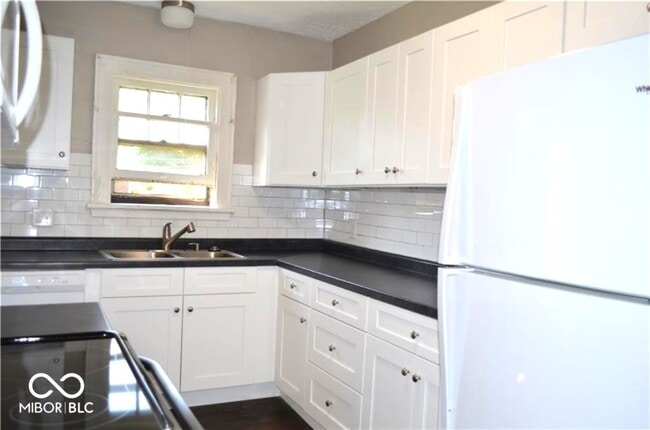 Photo - 1302 Shannon Ave