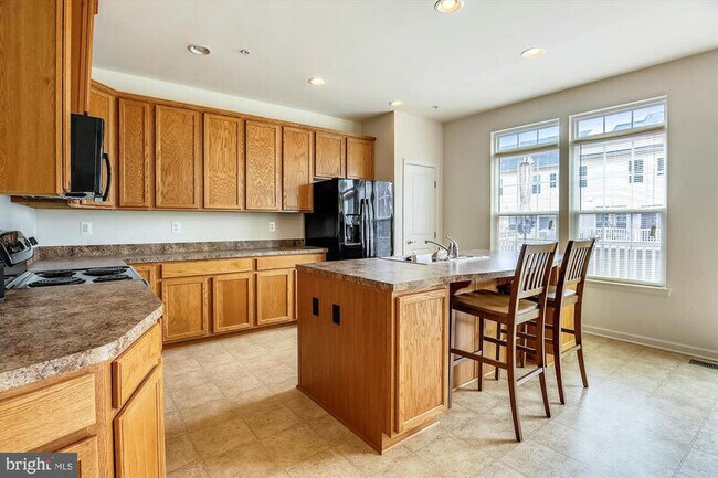 Photo - 612 Chance Place