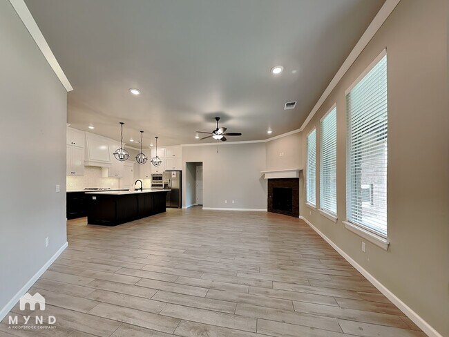 Photo - 5400 Riverrun Ct