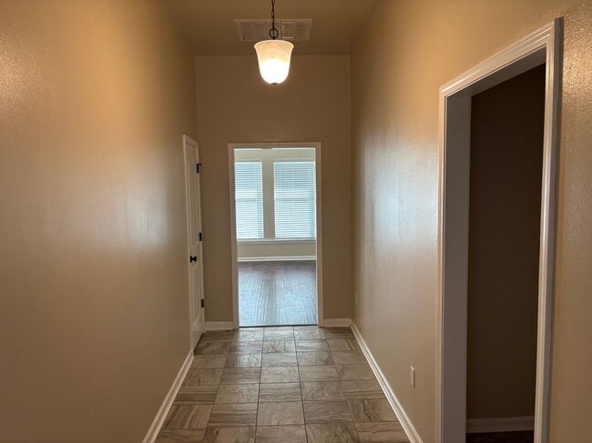 Photo - 4625 Ames Blvd
