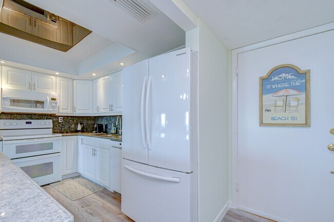 Photo - 400 64th Ave