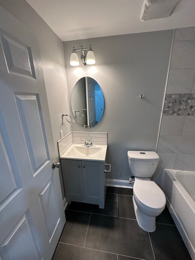 Photo - 1020 John F. Kennedy Blvd Unit 3