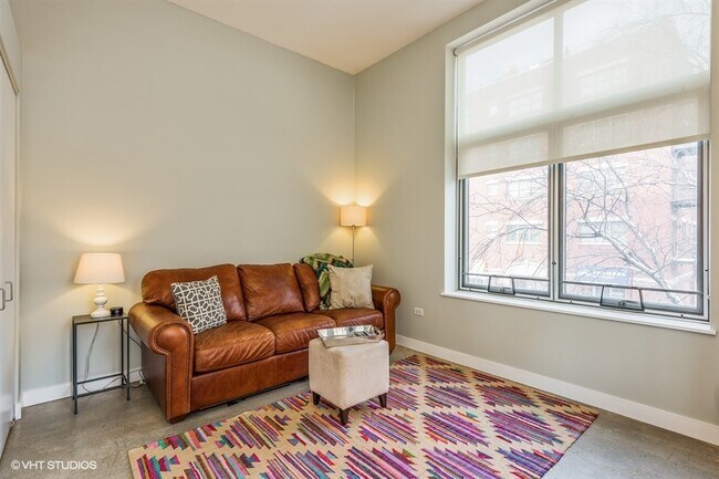 Photo - 949 W Madison St Unit 202