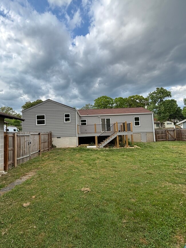 Photo - 1438 Ely Rd