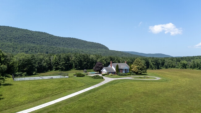 Photo - 84B N Undermountain Rd